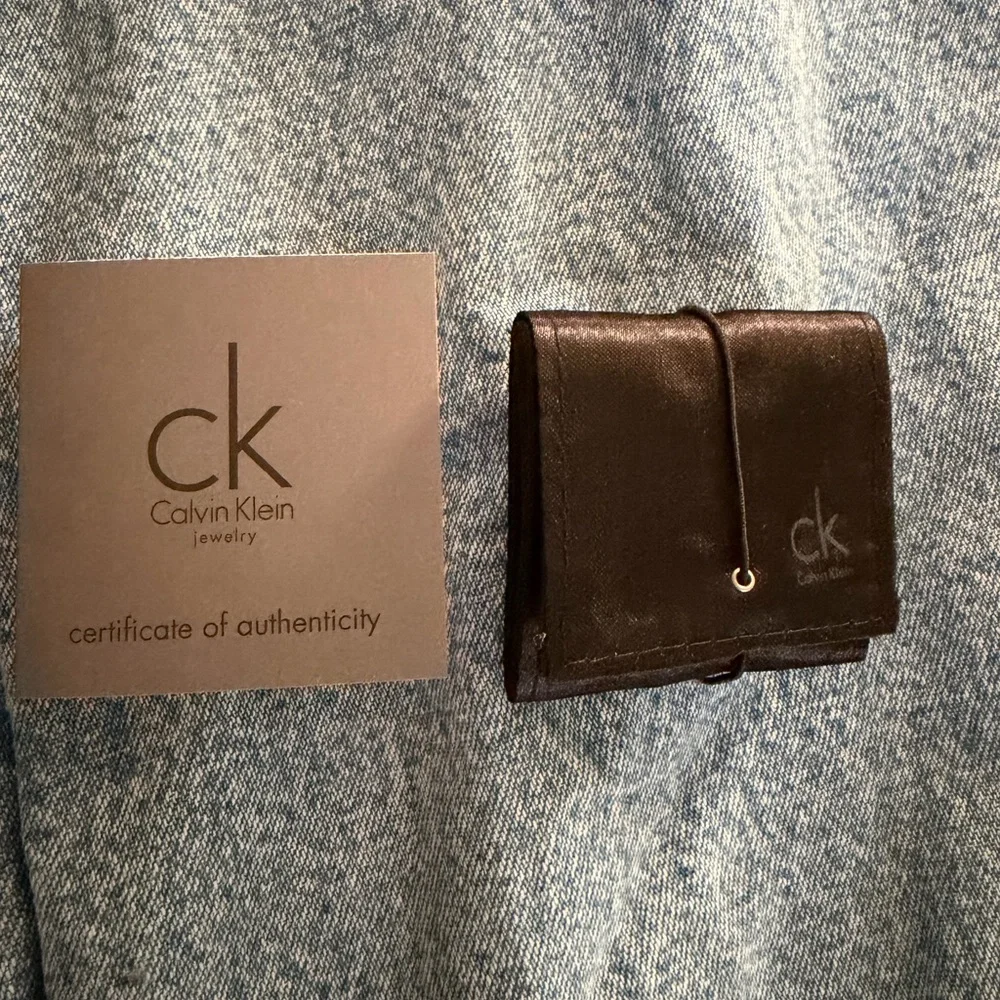 Calvin Klein Ring-Spinner/Fidget/Paw Print Stainless Steel w/Dust Bag NWT NIB - Picture 4 of 5